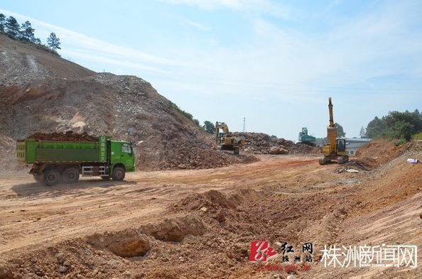 機(jī)場大道一期一標(biāo)段10月通車 連接市區(qū)與通用航空城